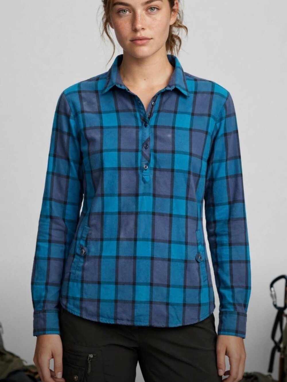 Kuhl Plaid Pullover Blue Navy Check Long Sleeve Top Shirt Women's L Granola Girl